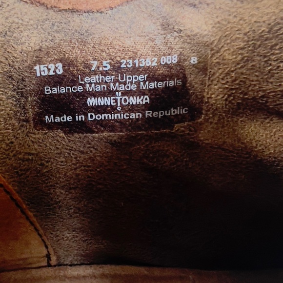 MINNETONKA BROWN SUEDE FRINGE BOOTIES SIZE 7.5 - Picture 7 of 11